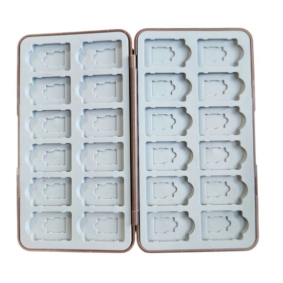 Nintendo Switch Game Case 24 Space Mario Gameboy Yellow Brown Folding - Picture 2 of 6